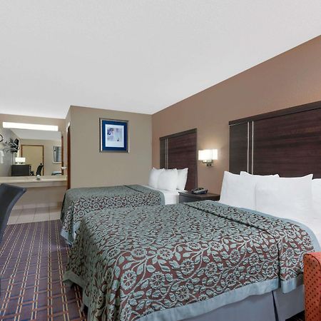 Days Inn By Wyndham Maumee/Toledo Eksteriør billede