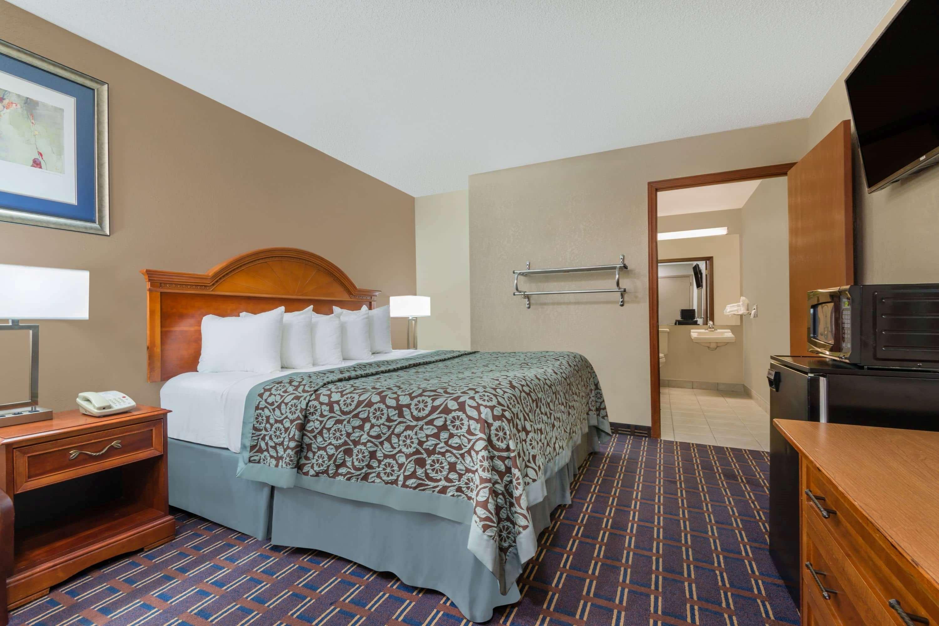 Days Inn By Wyndham Maumee/Toledo Eksteriør billede