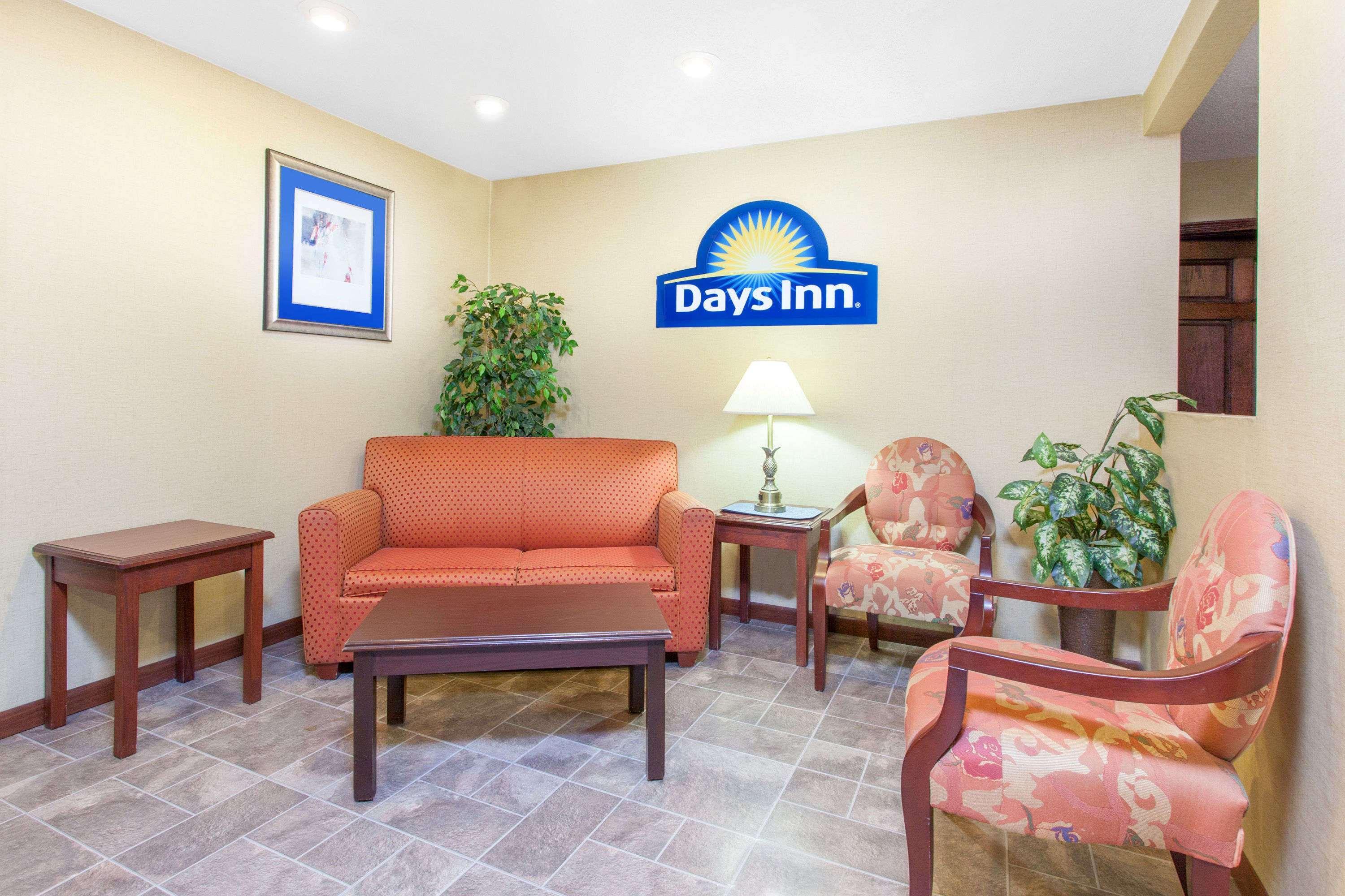 Days Inn By Wyndham Maumee/Toledo Eksteriør billede