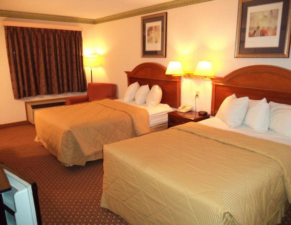 Days Inn By Wyndham Maumee/Toledo Eksteriør billede