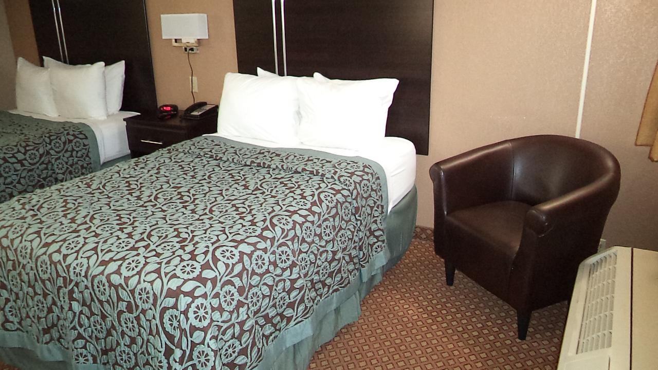Days Inn By Wyndham Maumee/Toledo Eksteriør billede